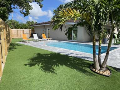 House Pool Lazy Lake