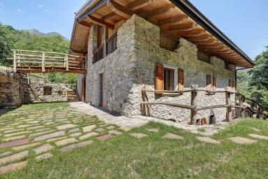 Holiday apartment with garden & BBQ | Lake view