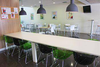 Albergue Residencia Universitaria Los Abedules - Campus Accommodation — photo 4