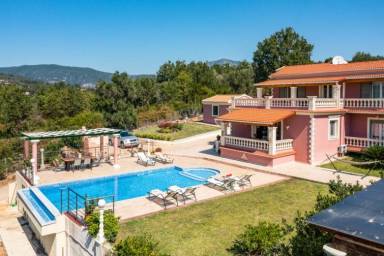Villa Feakes