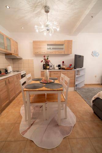 Apartment Naousa