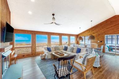 House Sandbridge