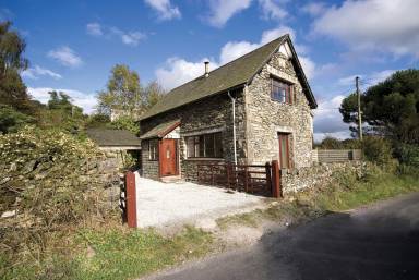 Cottage Nether Staveley