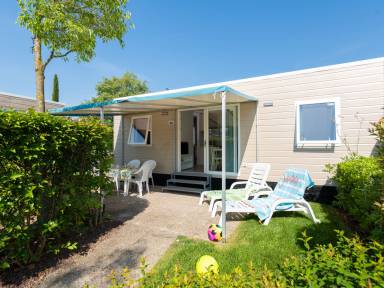 32 qm Familienfreundliches Ferienhaus mit Garten für 5 Gäste mit Hund in Desenzano del Garda, Gardasee