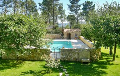 Comfortabel vakantiehuis nabij het okerlandschap van Roussillon - HomeToGo