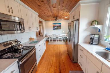204 m² House