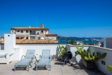 Appartamento con griglia, internet veloce e terrazza | Vista sul mare