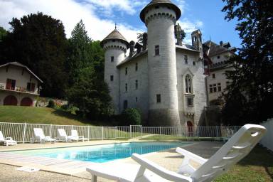 Château Serrières-en-Chautagne