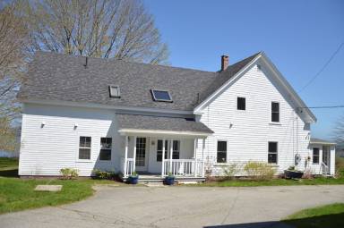 House  Spruce Head