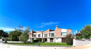Cape House