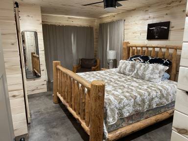 Airbnb  Island Park