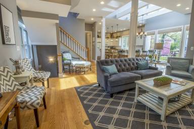 Airbnb  Michigan City