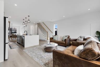 House Mirabel