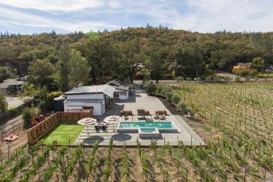 Farmhouse Calistoga
