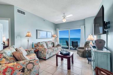 Condo Pool Perdido Key