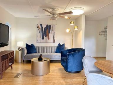 Hus North Miami Beach