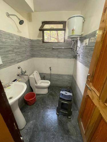 Sajjus Riverside Retreat in Manali