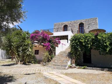 House Agia Paraskevi