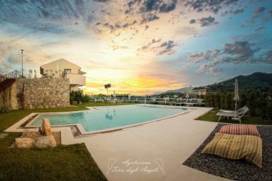 Gemütliche Wohnung in Pietra Ligure mit Pool