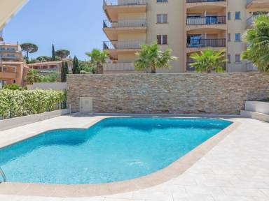 Appartamento con piscina e terrazza
