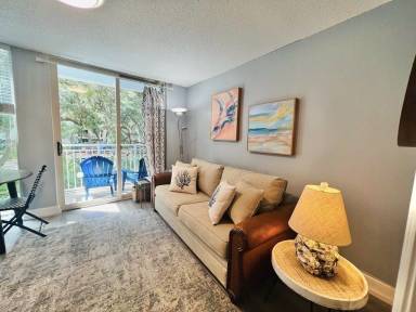 Condo Brunswick