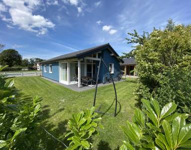 N1 Ferienhaus in Eckwarderhörne mit Terrasse und Garten, Fußbodenheizung, Fliegengitter, Nordsee