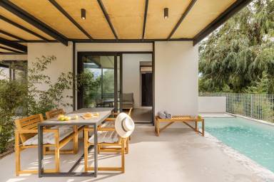 Appartamento con piscina privata | Vista sul giardino