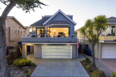 House  Opal Cliffs