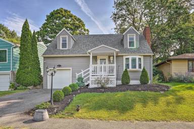 Cottage  Syracuse