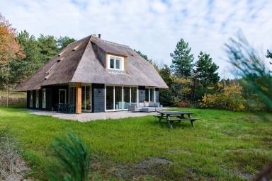 Villa  Nes