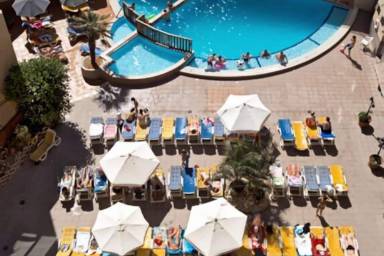 Aparthotel Saint Paul's Bay
