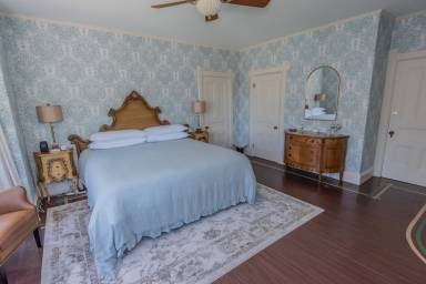 Bed and breakfast  Rockland
