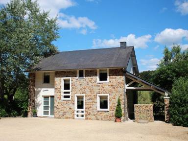 Huis Balkon Halleux