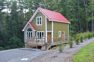 House Weaverville