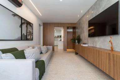 100 m² Apartment