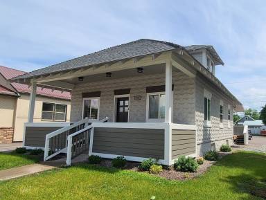 Airbnb  Kalispell