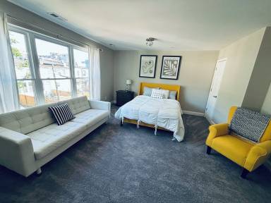 Newly Renovated Spacious 5 Bedroom in the heart of DC! Can sleep 11 people!