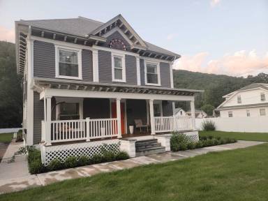 House Shandaken
