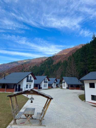 Lodge Parva