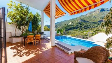 Villa Ojén