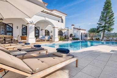 Villa 346 m²