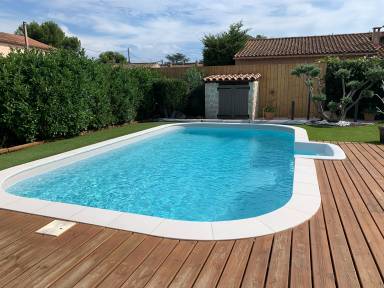 House Pool Montfavet