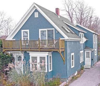 House Pet-friendly Annisquam