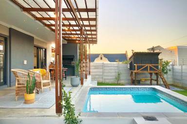 Maison de vacances avec piscine et jardin