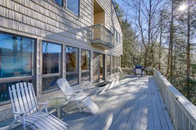 A vacation rental in Great Barrington: life is calling - HomeToGo