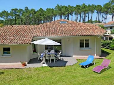 Fully equipped ample house with terrace, garden & barbecue | City view | Suitable for remote work | Pets are welcome