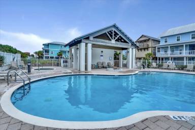 House Navarre Beach