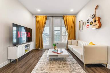 2BD Harmonia Retreat in Hollywood!FreeParking&Pool