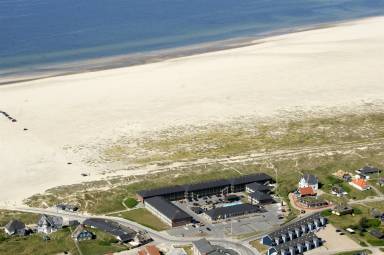 Ferienwohnung mit Terrasse und Pool für 4 Gäste mit Hundin Rindby Strand, Dänemark
