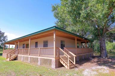 Airbnb  Clermont